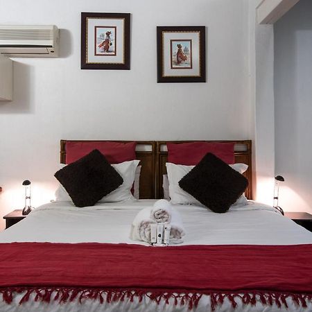 Khaya La Manzi Guest Lodge ฮิบเบอร์ดีน ภายนอก รูปภาพ