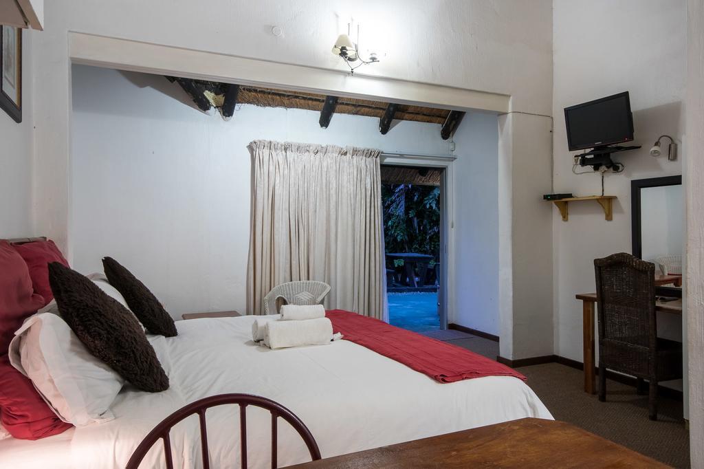 Khaya La Manzi Guest Lodge ฮิบเบอร์ดีน ภายนอก รูปภาพ